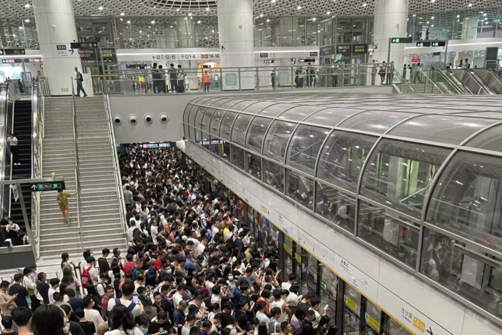En attente du metro Shenzhen
