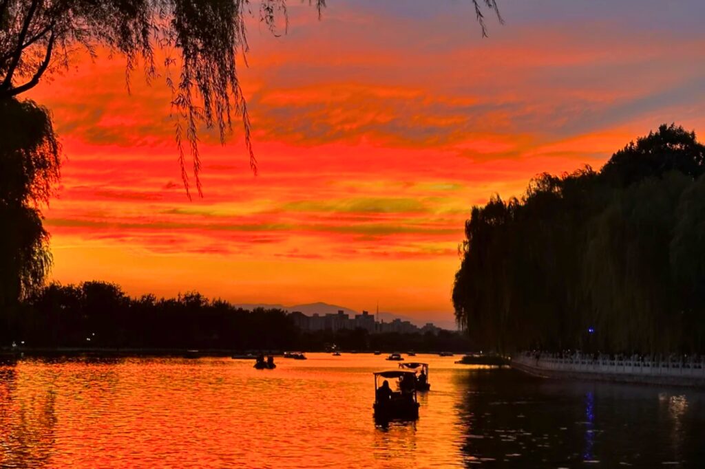 Shichahai au coucher du soleil à Pékin