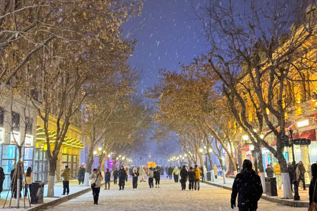 Central Street 中央大街 à Harbin – Rue piétonne d’architecture russe en hiver