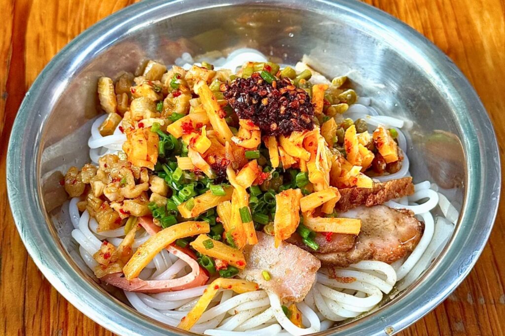 Guilin mifen (桂林米粉)