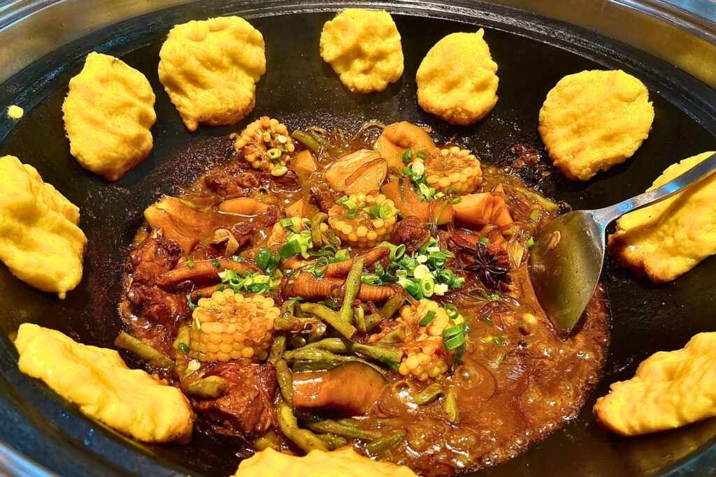 Ragoût au chaudron Tieguodun 铁锅炖 – Plat traditionnel chaud du Dongbei