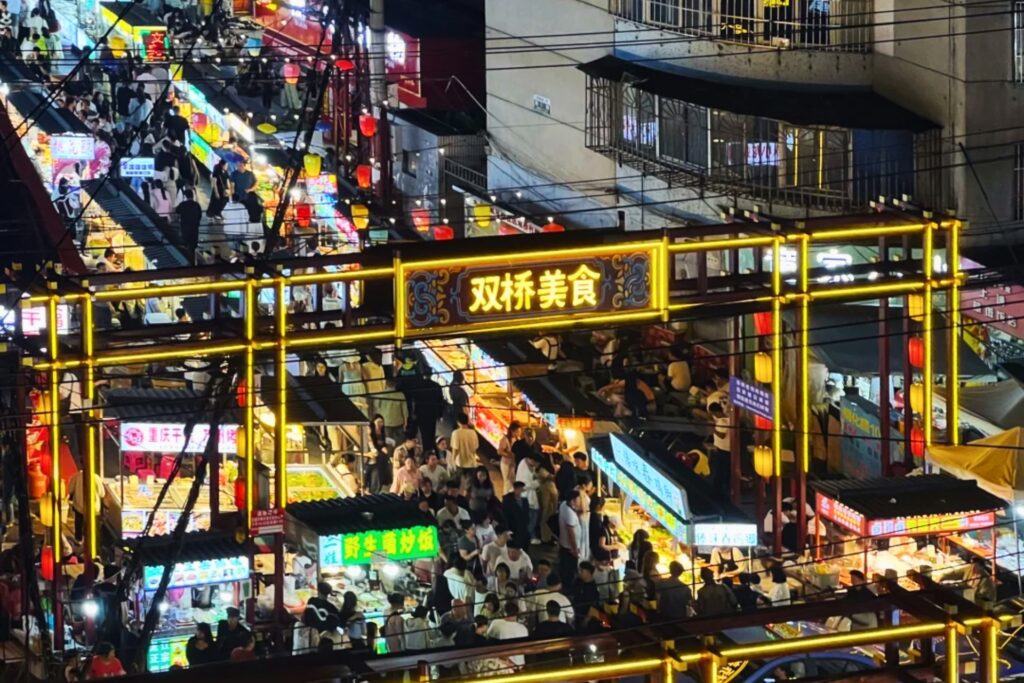双桥夜市 – Shuangqiao Night Market, street food de Kunming