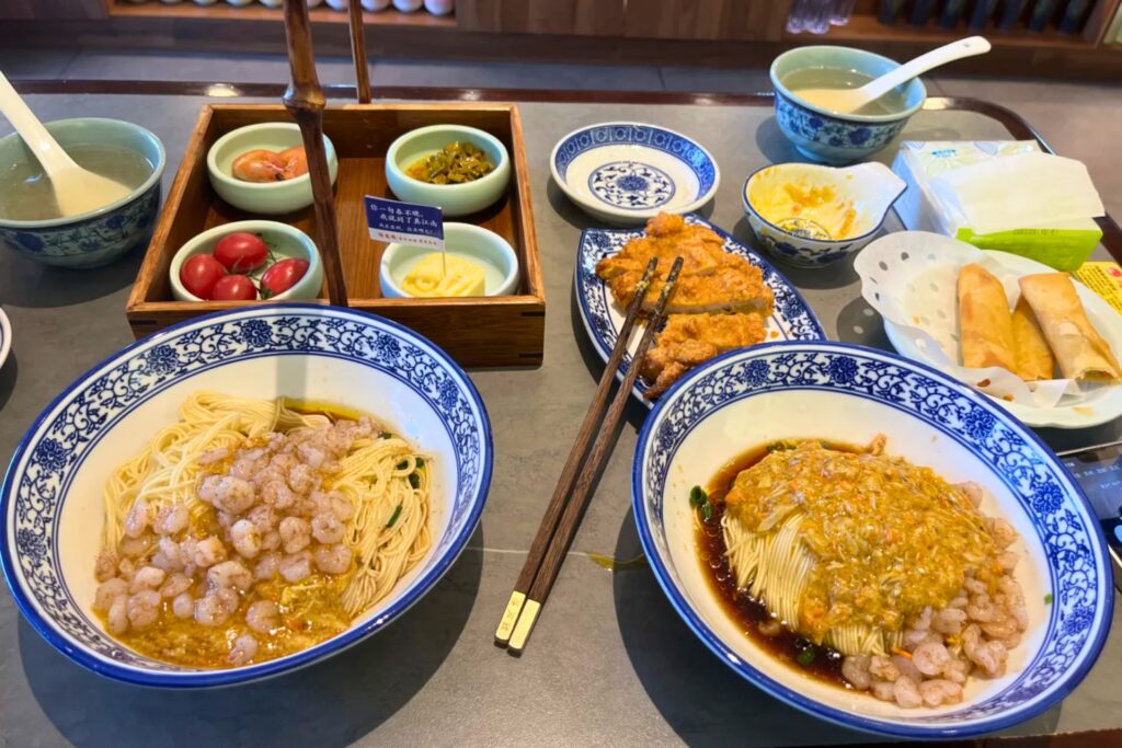 蟹黄面 Nouilles au crabe