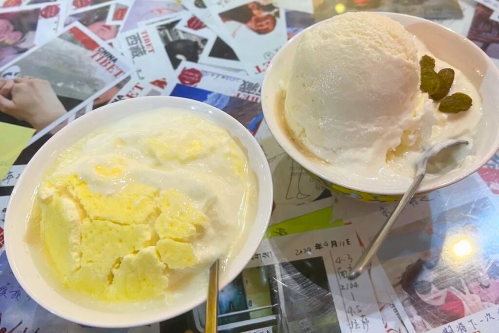 Glace au yaourt tibétain — 酸奶冰淇淋