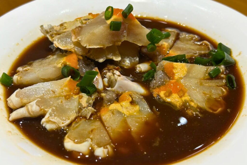 Crabe cru mariné de Wenzhou (Jiāng xiè shēng 江蟹生), spécialité locale au vinaigre et poivre