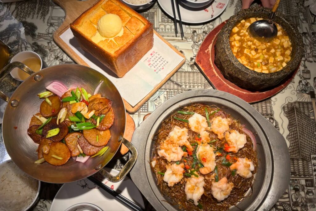 Restaurant très bien noté sur Dianping mais orienté touristes, exemple typique de piège courant en Chine